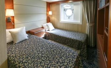 Twin Porthole Suite