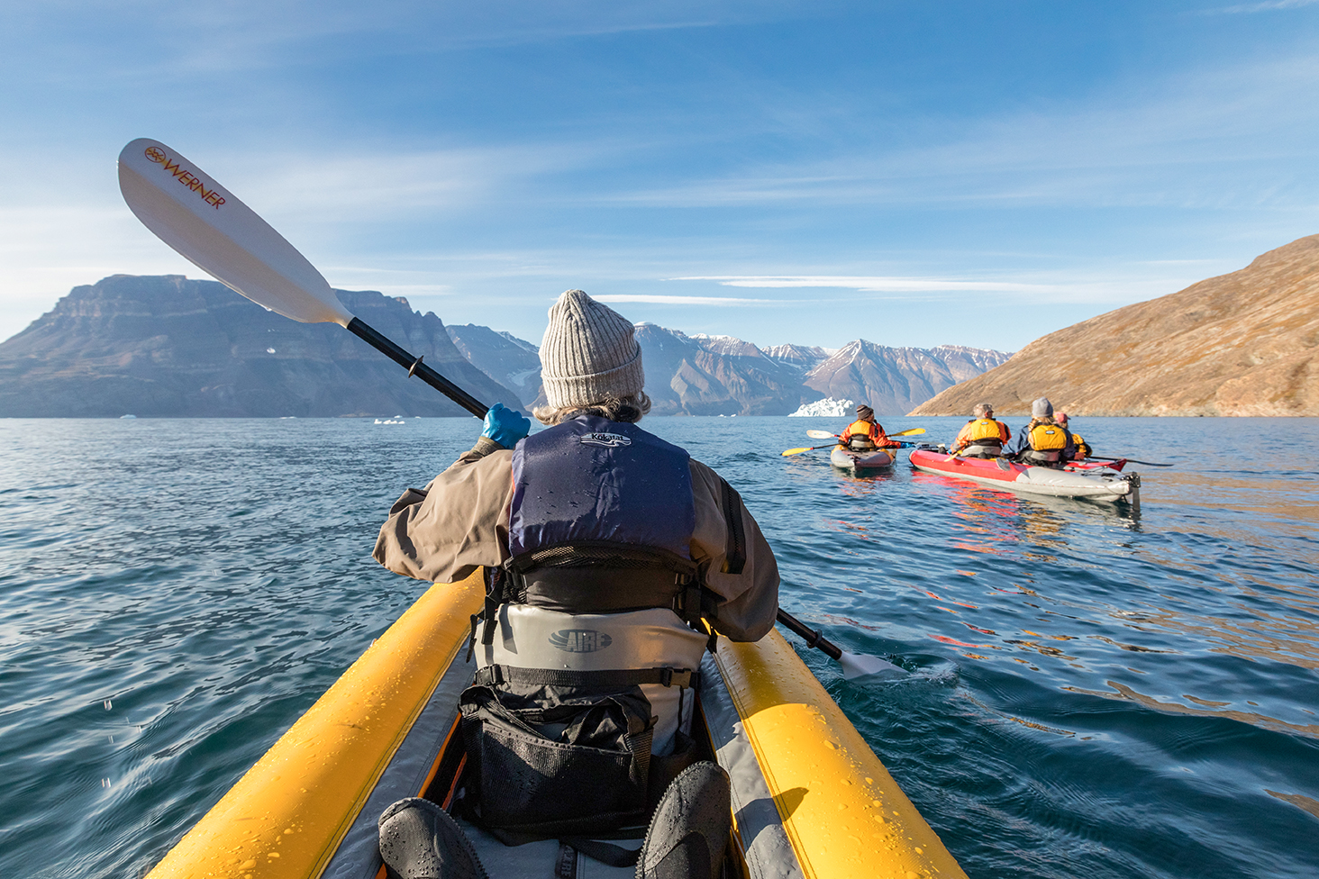 Passengers enjoying the paddling excursion experience 